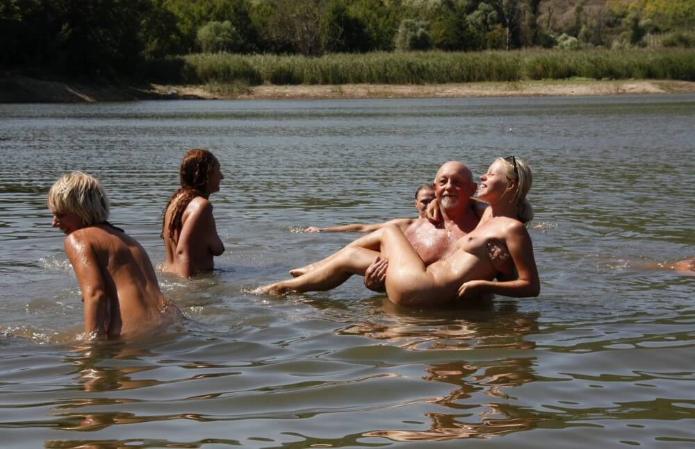 Naturist Family Event # 25 - Living without unnecessary worries or restrictions is the essence of naturism