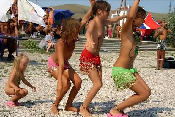 Premium Content 38 - Benefits of naturist recreation and harmony with nature