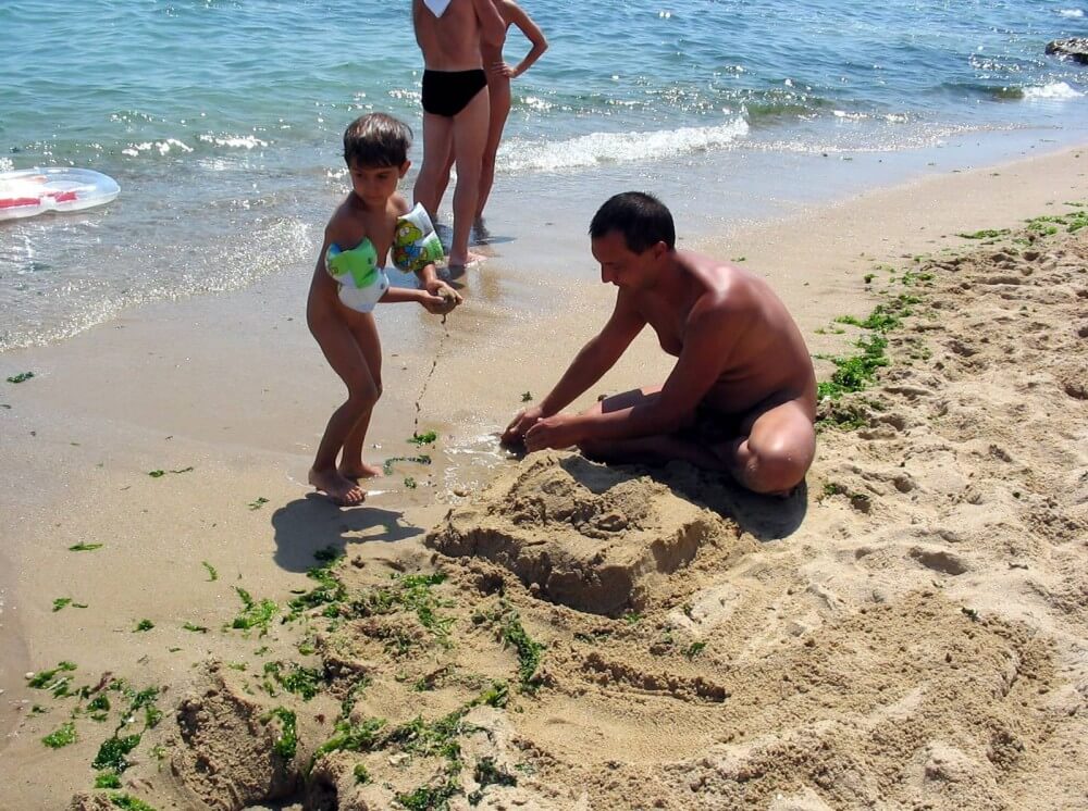 Bulgarian Sandy Paint Over - Naturism and nudism value openness of mind and body