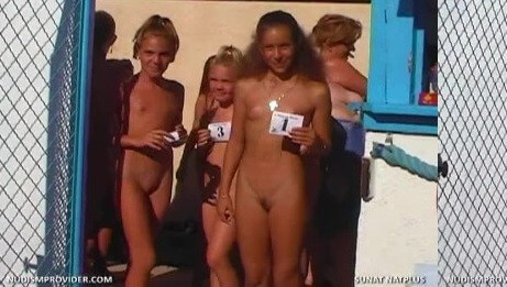 Junior Miss Pageant France 9 - Naturists live in harmony and tranquility