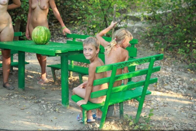 Naturists green picnic photos - Freedom from clothing is an integral part of naturism