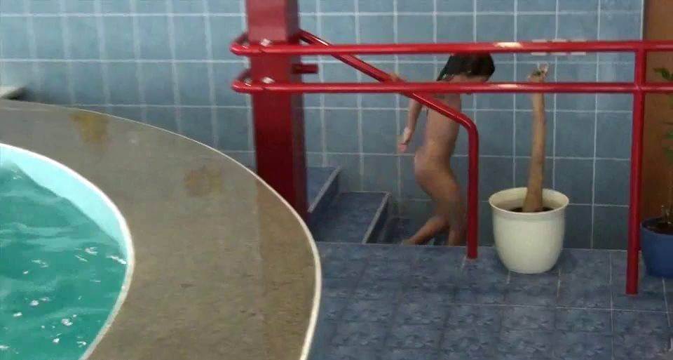 Indoor Swim Exercise - Naturism teaches us to accept differences and imperfections without shame or insecurities