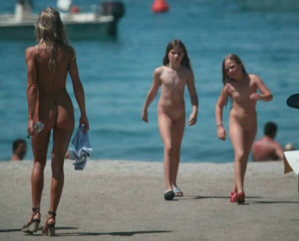 The nudism country photos - Peace and tranquility are goals for those who choose nudism and naturism