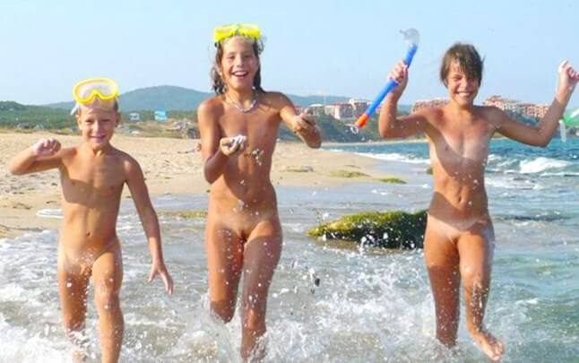 Naturism photo gallery # 27 - The Foundations of Naturist Philosophy and the Ethical Principles of the Community