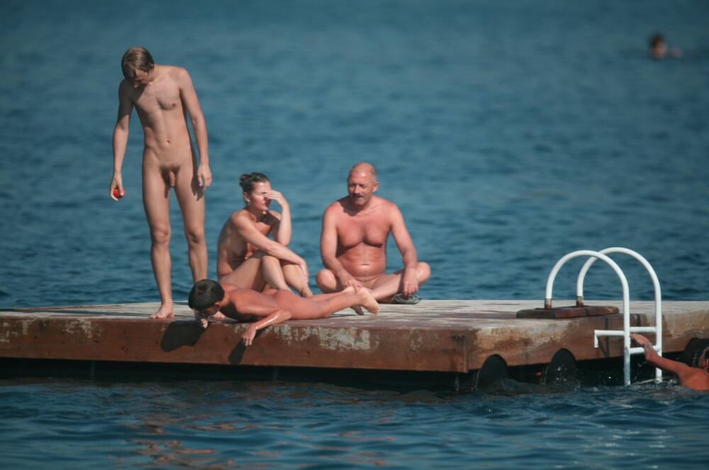 Naturist Family Water Slab pics - Active naturists on vacation