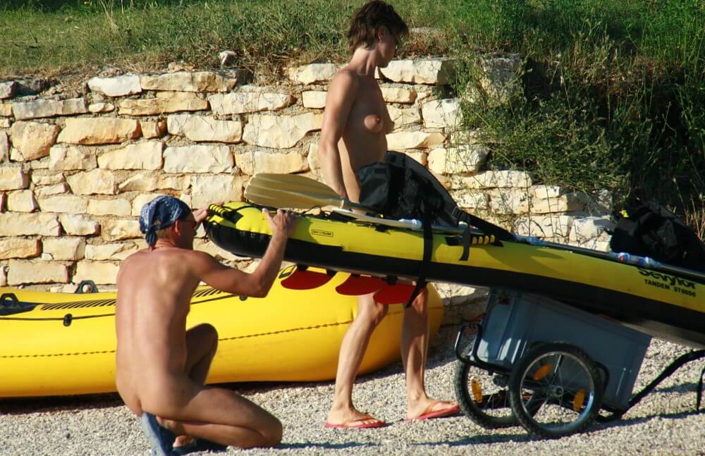 Rafting Team Excursions pics - Naturism teaches respect for the beauty of the body and its natural forms