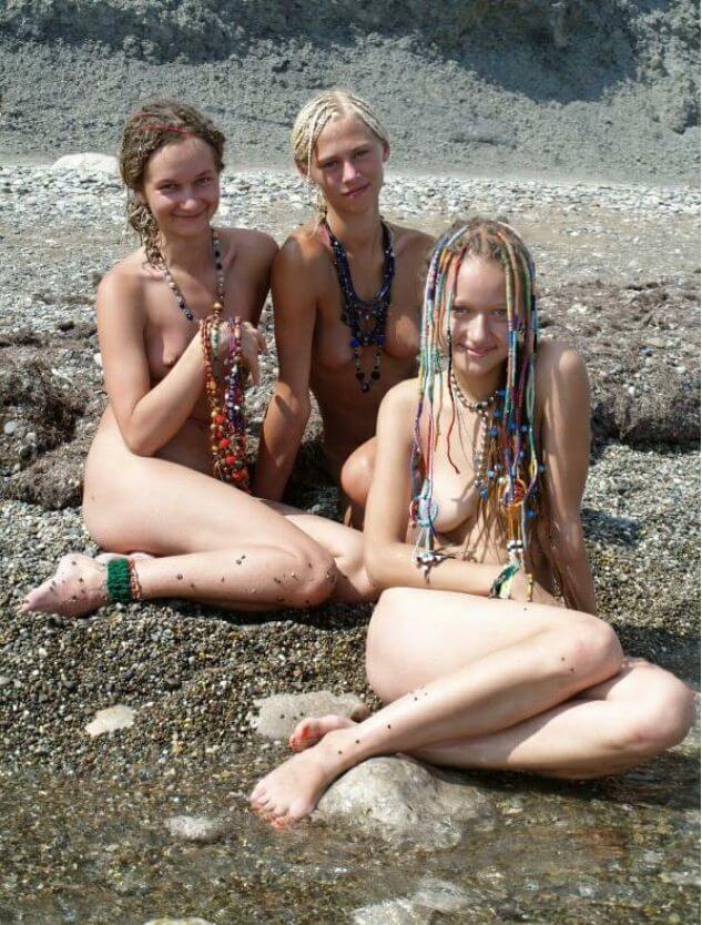 Naturism photo gallery # 49 - The equality of body and spirit is an important idea in the practice of nudism and naturism