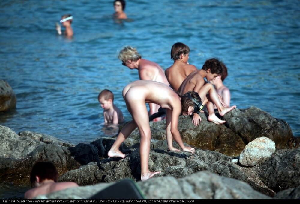 Summer day on the Black Sea photos - Nudity is seen as a natural and beautiful aspect of life
