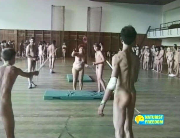 Helios Natura: FKK Fumbling and Tumbling - Naturist practices help us understand that the body is part of nature and its beauty