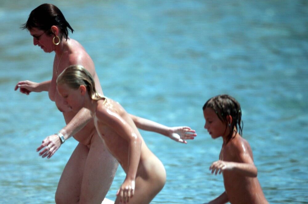 Running From the Waters pics - Freedom and naturalness are the core principles of naturism and nudism