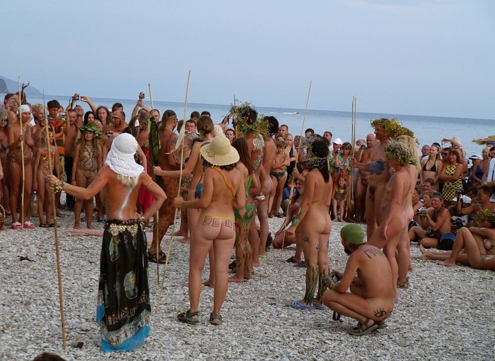 Naturist Party Mega Bash pics - A Private Club for Nature Lovers
