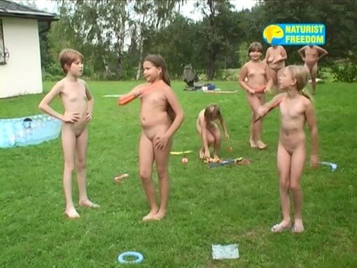 Naturist Freedom: Green Mountain - The entire upper aristocracy practiced nudism