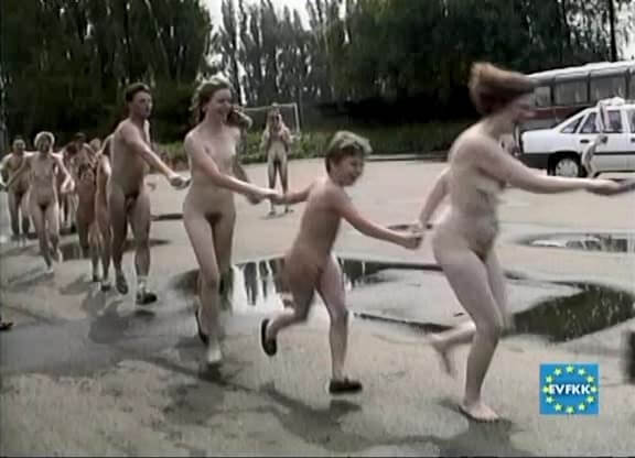 Helios Natura: Tutti-Frutti Nudie - Eurovid FKK - This is the culture of nudism